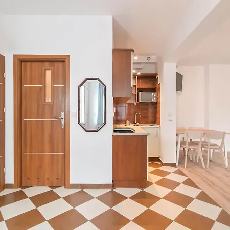 Willa Ltc Apartments Orlowo Homestay